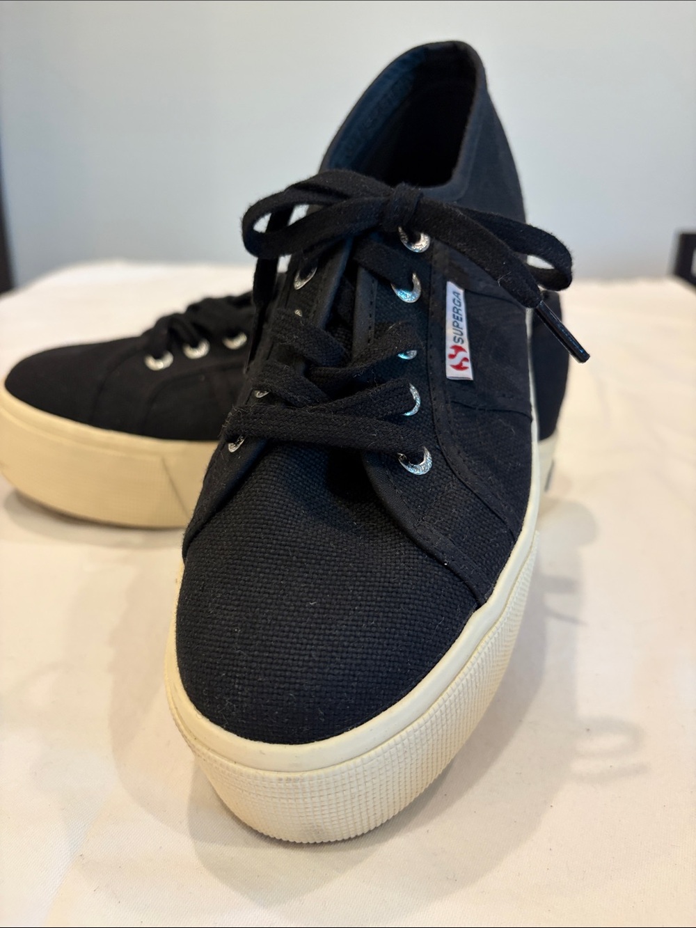 Superga Black Canvas Platform Sneakers with Off-White Soles Wm Sz 7.5